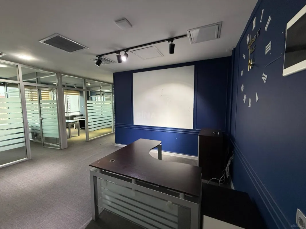 Kirayə verilir 6 otaqlı ofis 190 m²