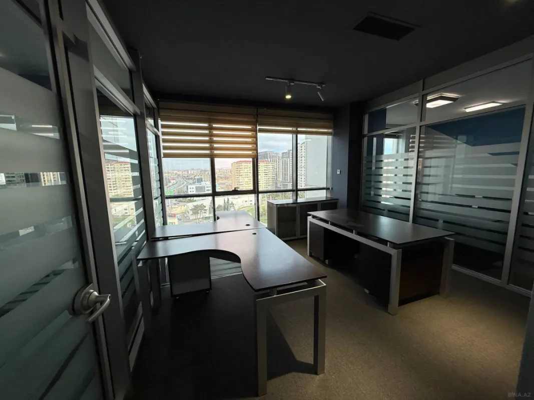 Kirayə verilir 6 otaqlı ofis 190 m²