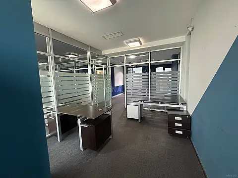 Kirayə verilir 6 otaqlı ofis 190 m²