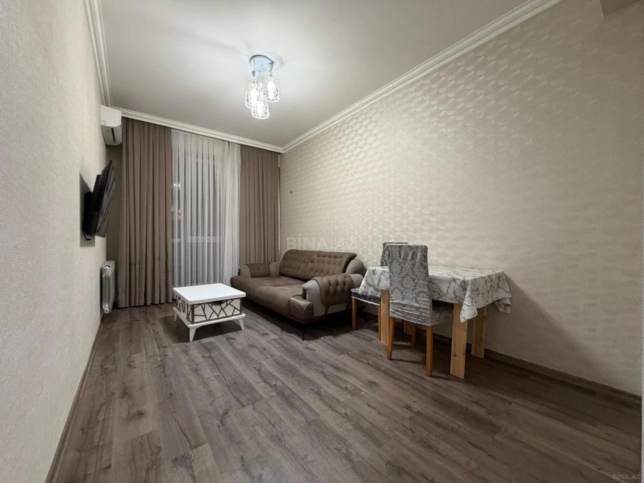 Kirayə verilir 2 otaqlı mənzil 55 m²