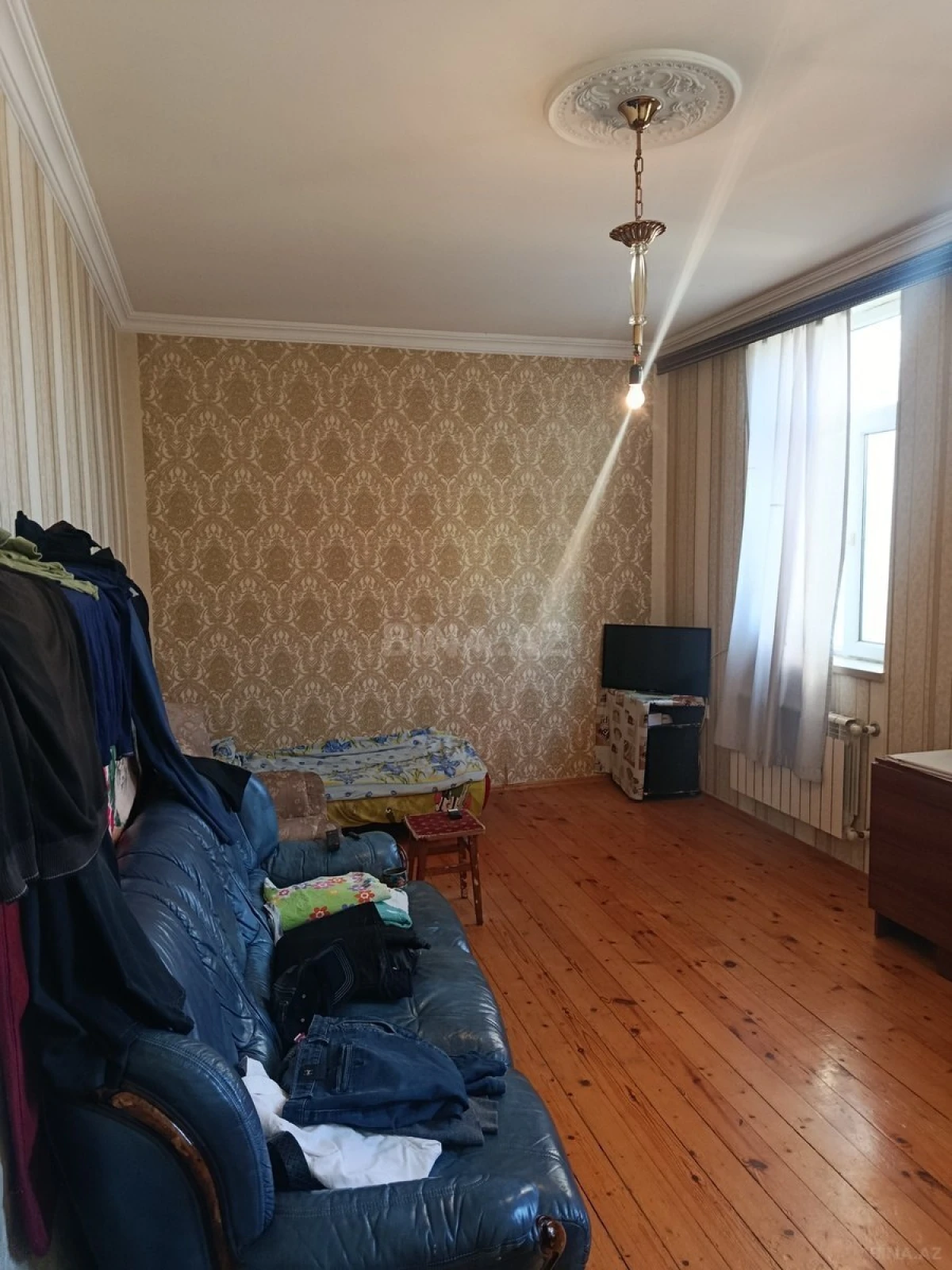 Satılır 5 otaqlı həyət evi 220 m²