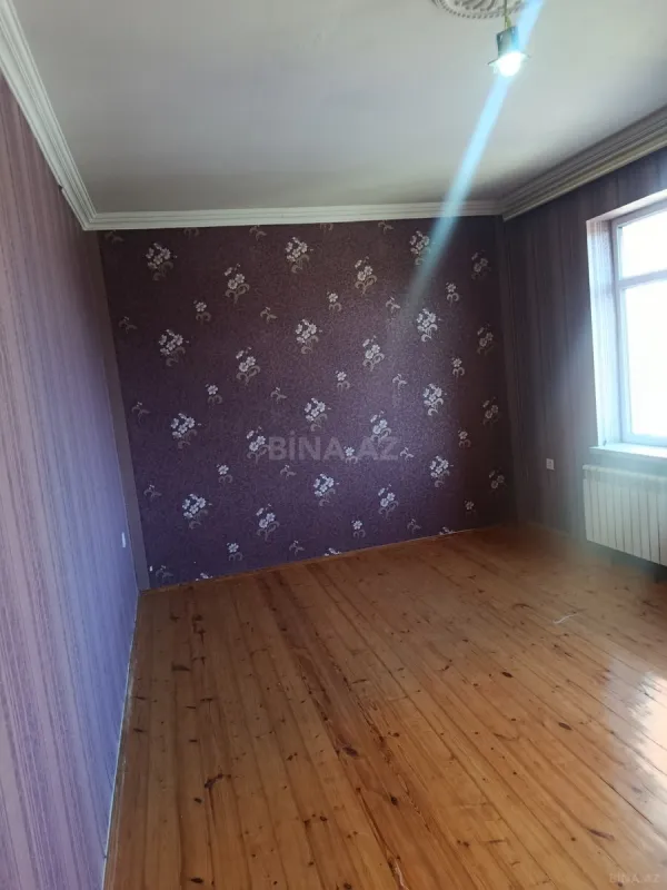 Satılır 5 otaqlı həyət evi 220 m²