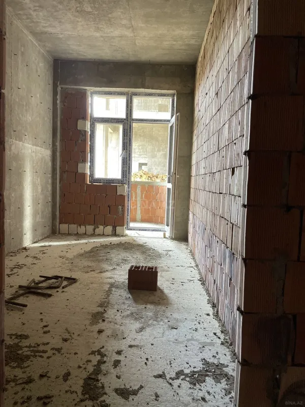 Satılır 3 otaqlı mənzil 129.3 m²