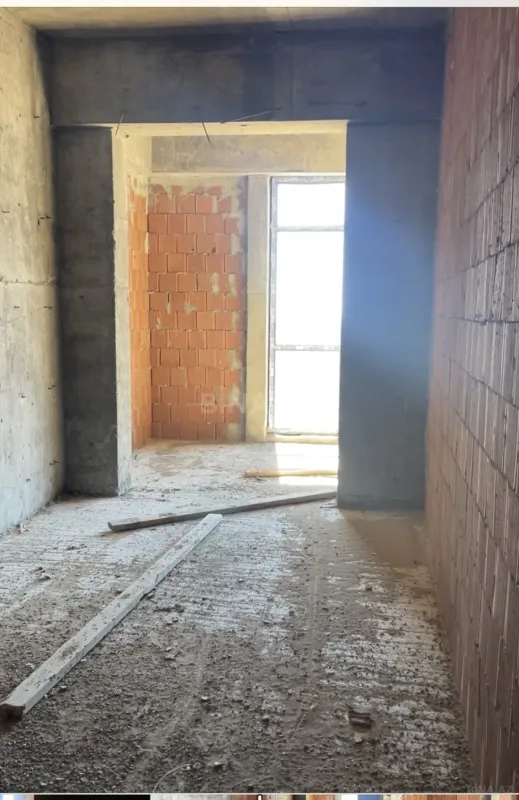 Satılır 3 otaqlı mənzil 129.3 m²