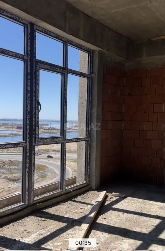 Satılır 3 otaqlı mənzil 129.3 m²