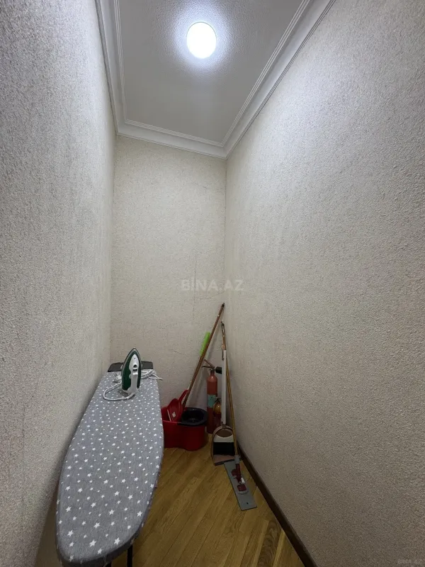 Satılır 3 otaqlı mənzil 107 m²