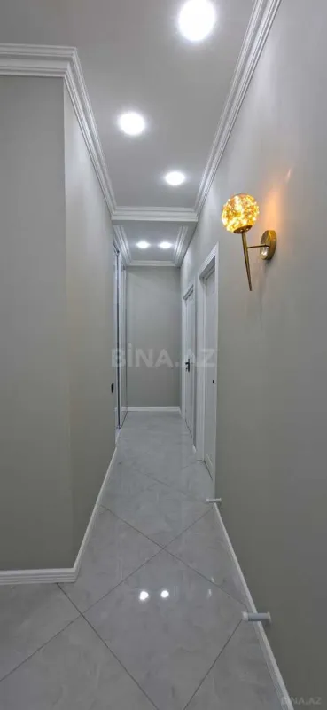 Satılır 3 otaqlı mənzil 82 m²