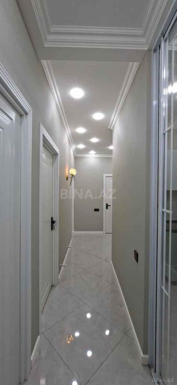 Satılır 3 otaqlı mənzil 82 m²
