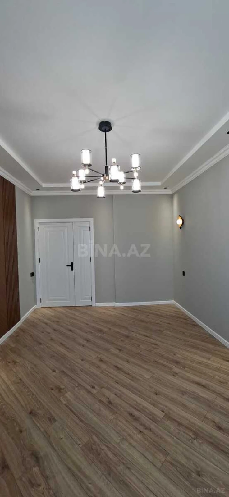 Satılır 3 otaqlı mənzil 82 m²
