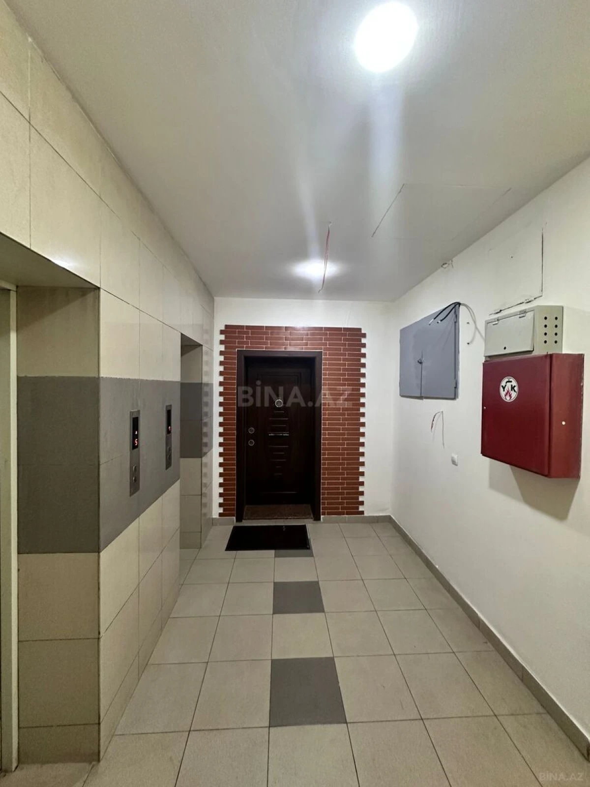 Kirayə verilir 3 otaqlı mənzil 114 m²