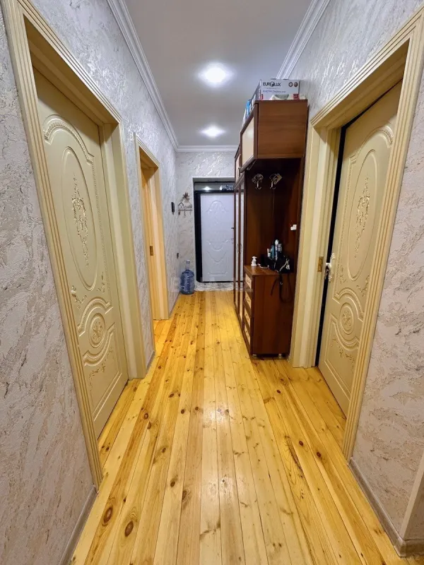 Satılır 4 otaqlı həyət evi 109 m²