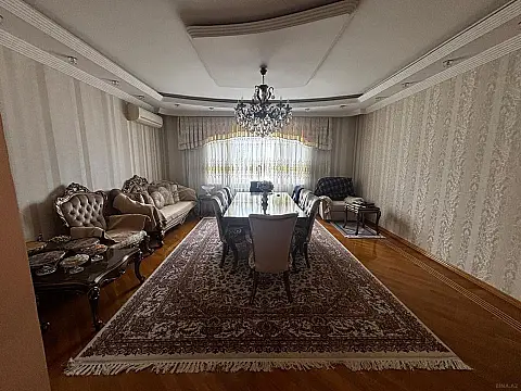 Satılır 3 otaqlı mənzil 140 m² — Bakı 3 otaq 140.00 m²