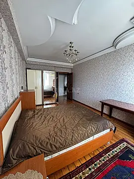 Satılır 3 otaqlı mənzil 124 m²