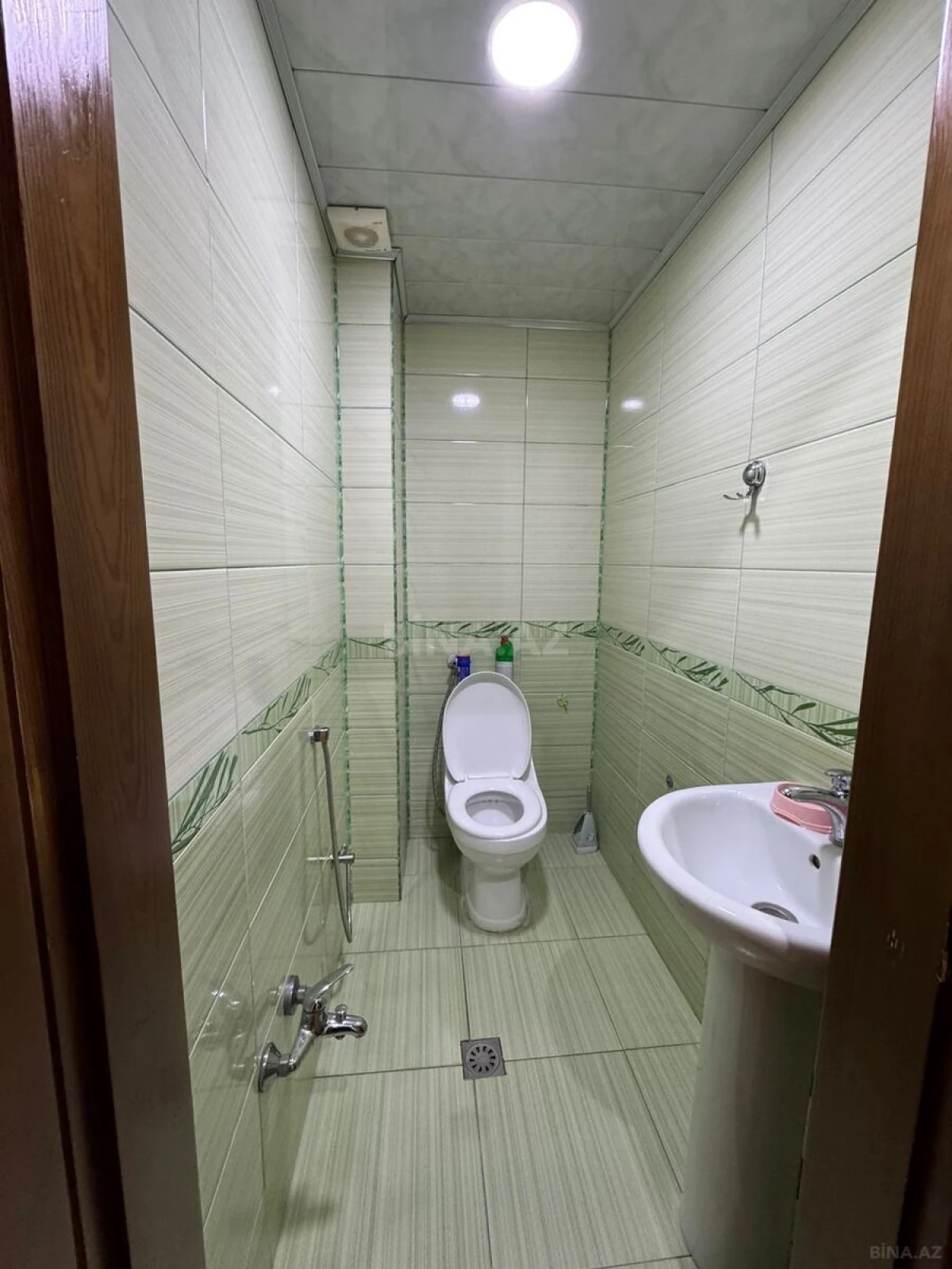 Satılır 3 otaqlı mənzil 124 m²