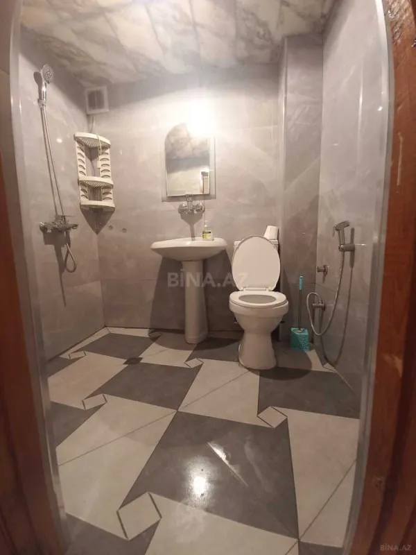 Kirayə verilir 2 otaqlı mənzil 57 m²