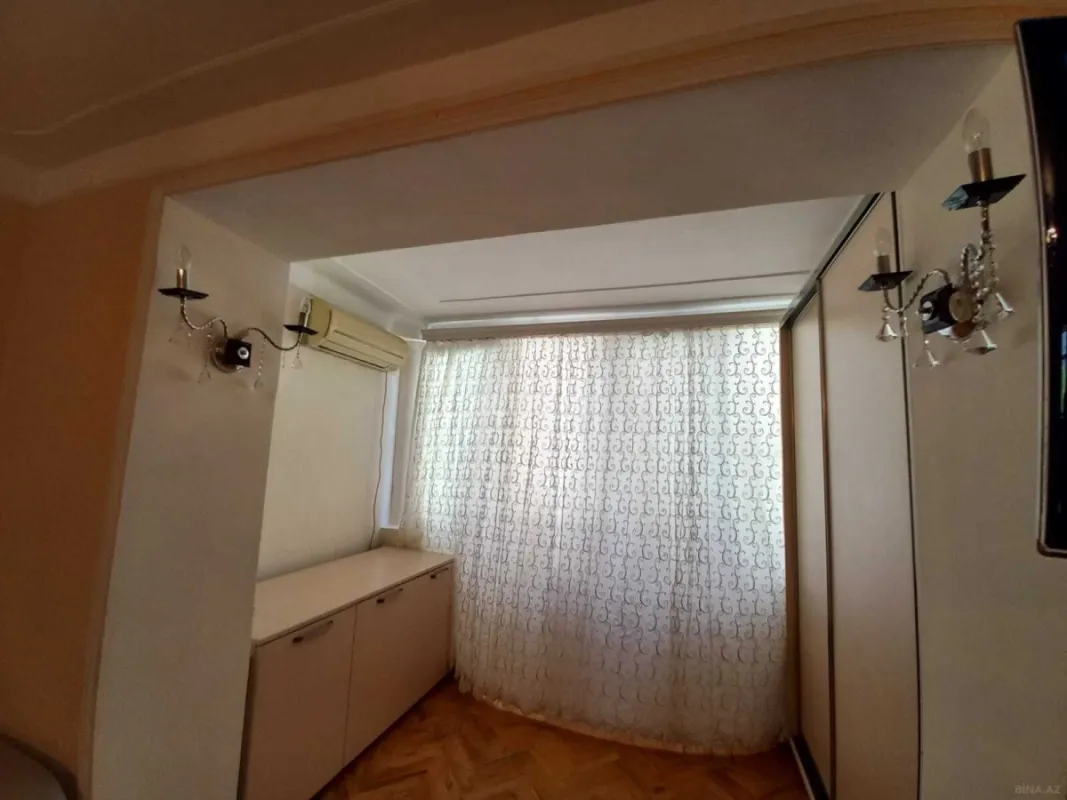 Kirayə verilir 2 otaqlı mənzil 57 m²
