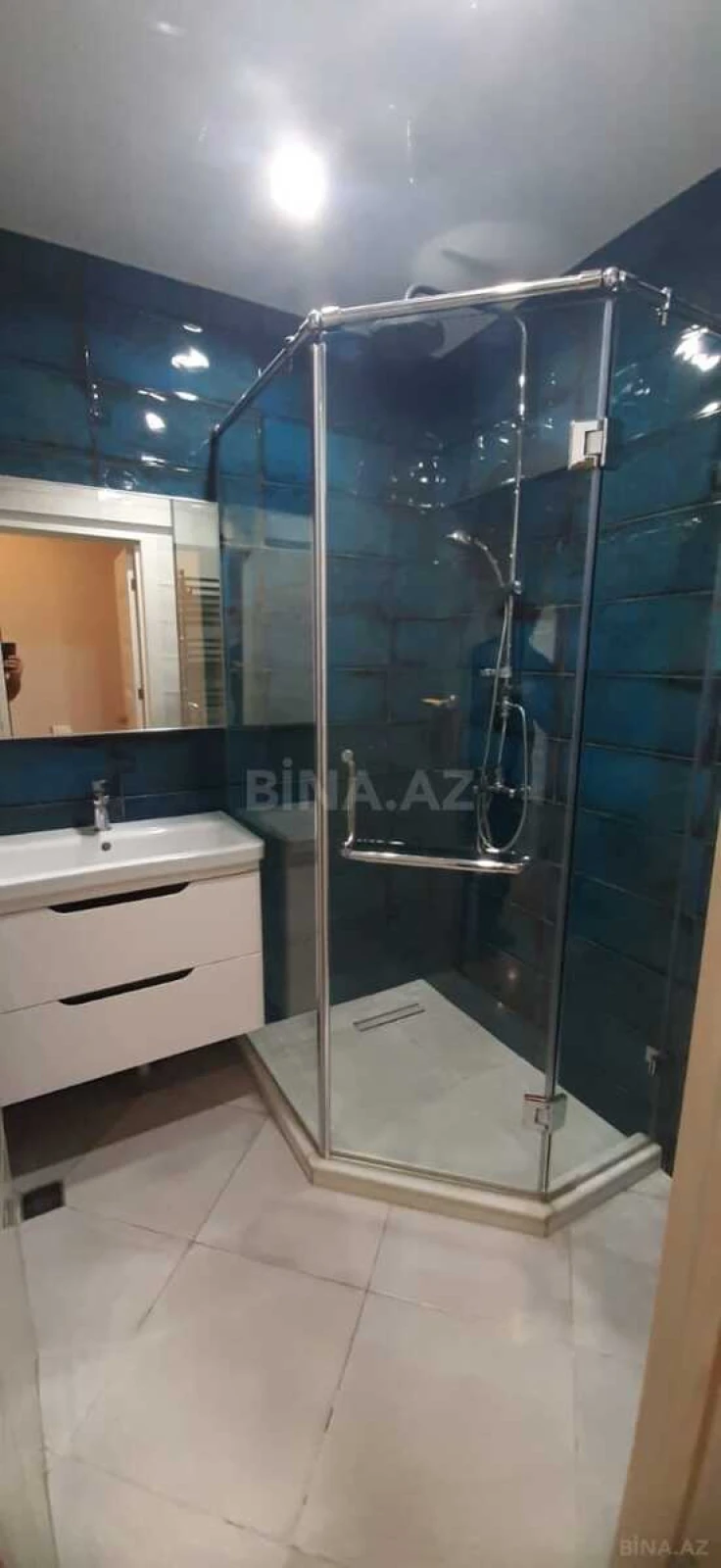 Satılır 3 otaqlı mənzil 82 m²
