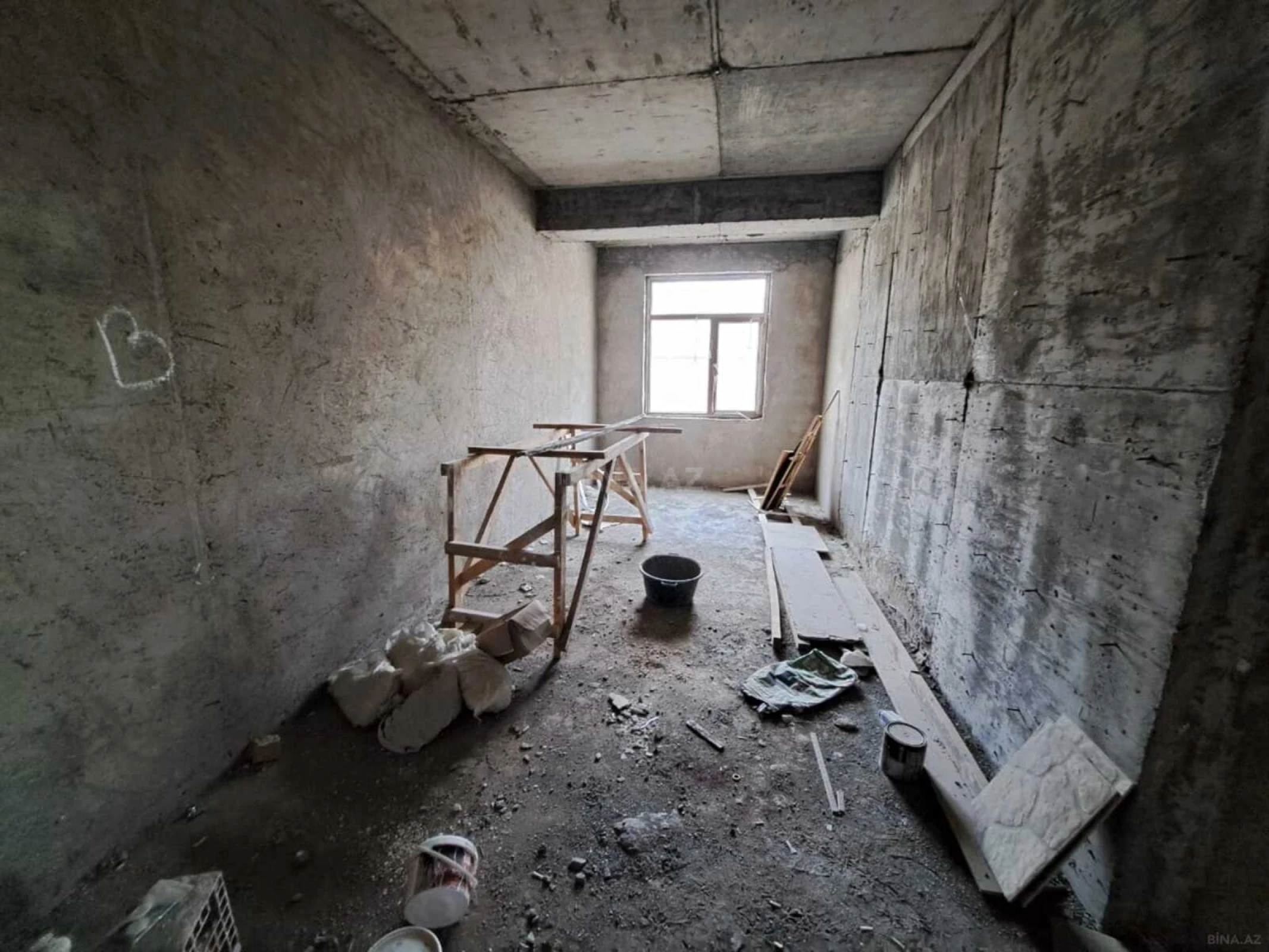 Satılır 3 otaqlı mənzil 112 m²