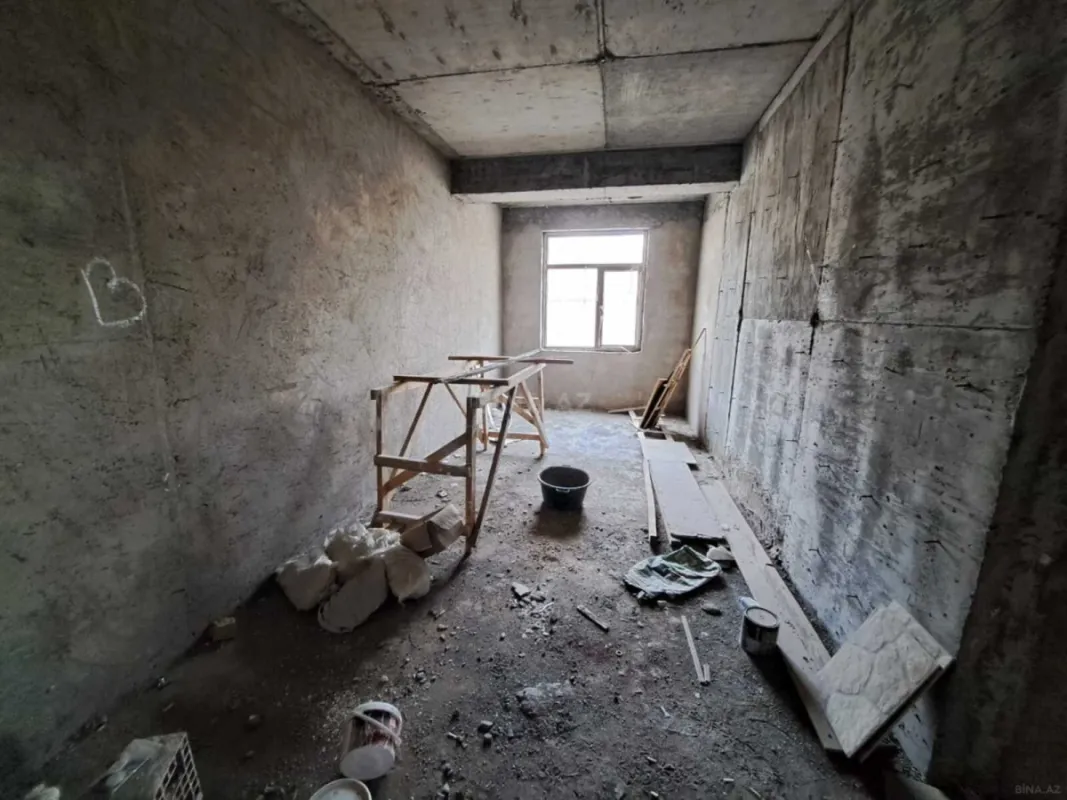 Satılır 3 otaqlı mənzil 112 m²