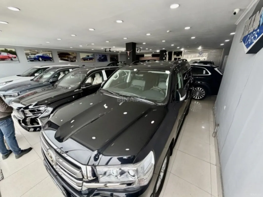 Kirayə verilir obyekt 300 m²