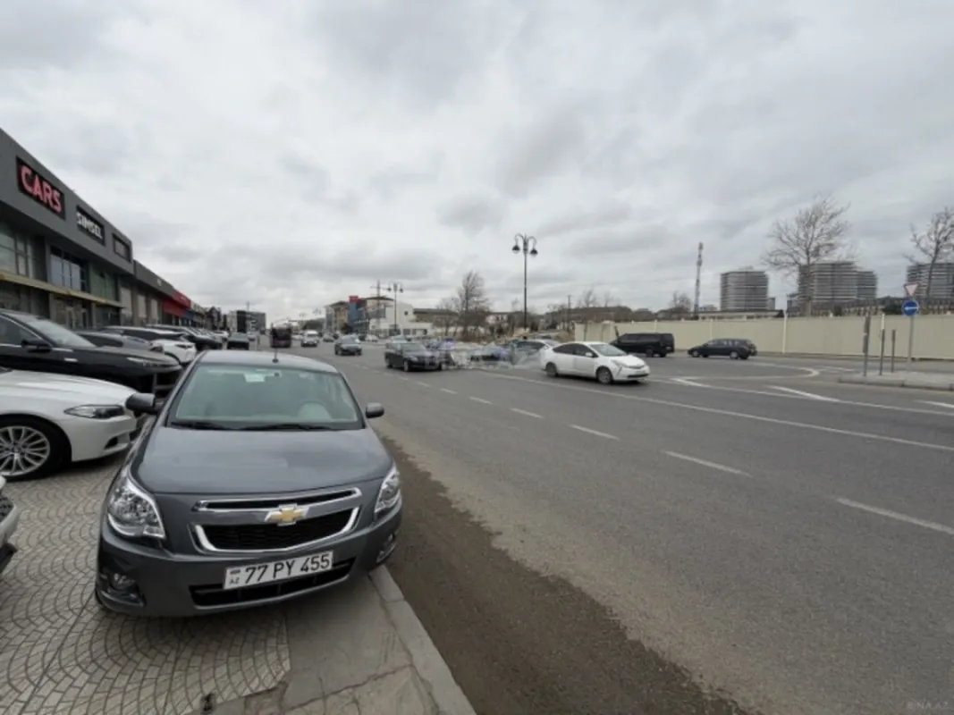 Kirayə verilir obyekt 300 m²