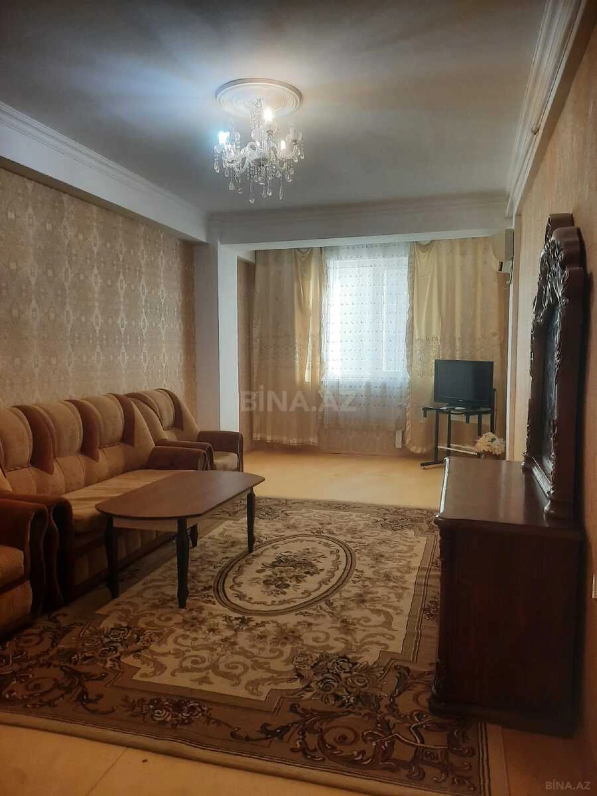 Kirayə verilir 2 otaqlı mənzil 75 m²