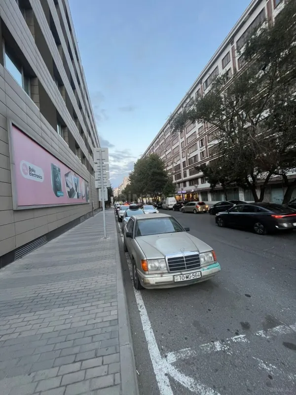 Satılır 3 otaqlı mənzil 90 m²