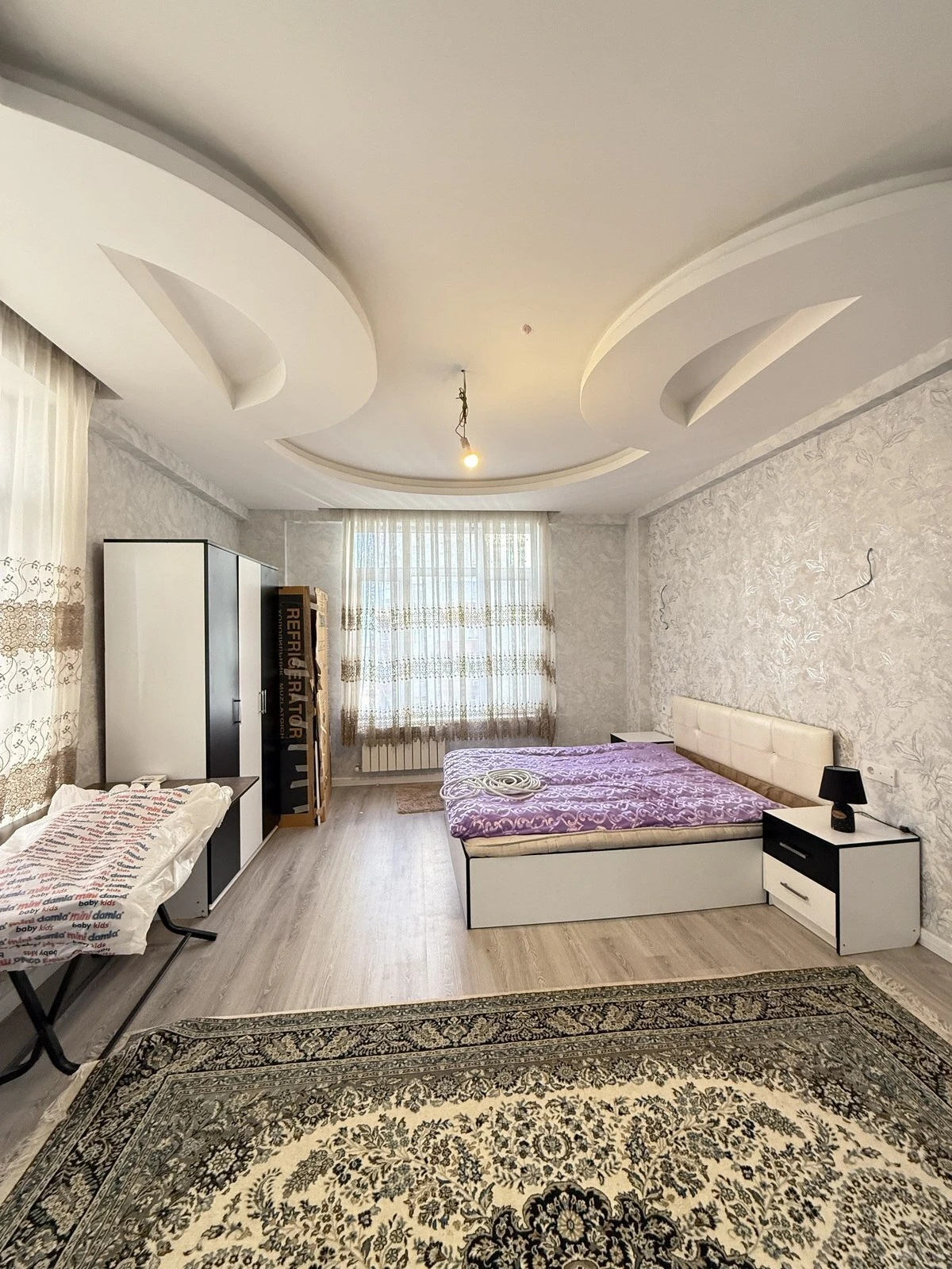 Kirayə verilir 3 otaqlı mənzil 140 m²