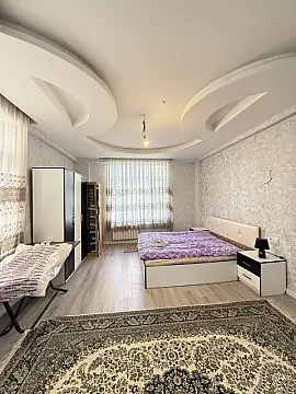 Kirayə verilir 3 otaqlı mənzil 140 m²