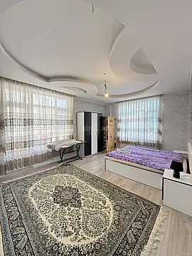 Kirayə verilir 3 otaqlı mənzil 140 m²