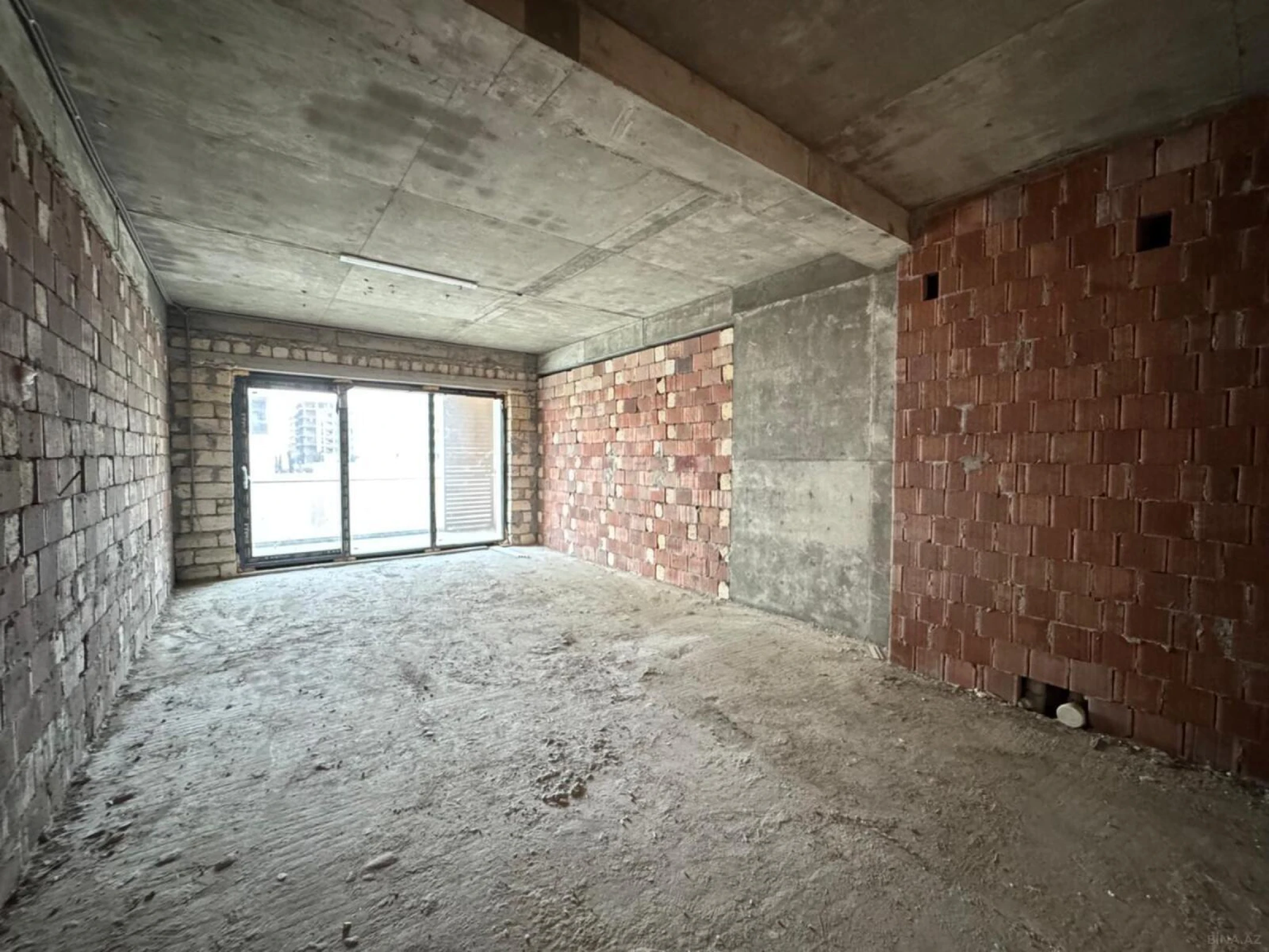 Satılır 1 otaqlı mənzil 57.4 m²