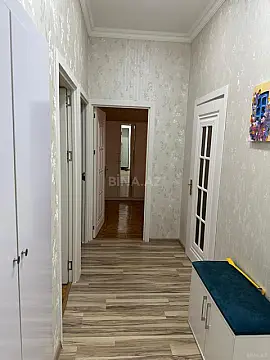 Satılır 2 otaqlı mənzil 72 m²