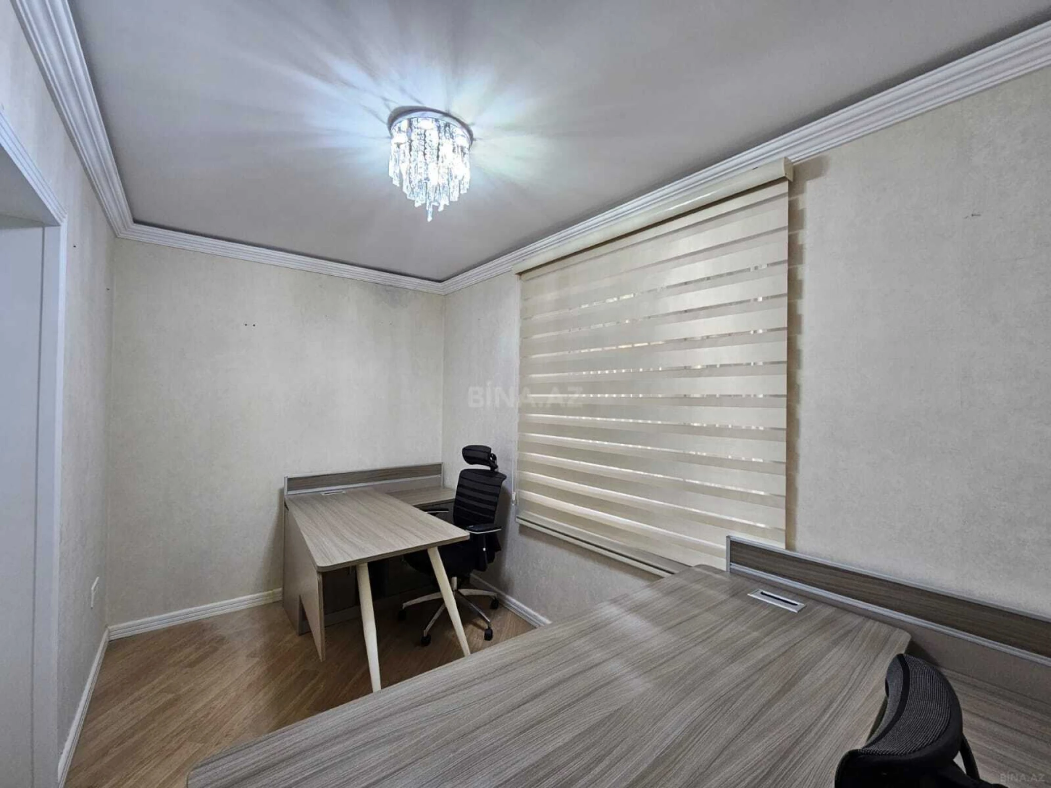 Kirayə verilir 4 otaqlı ofis 80 m²