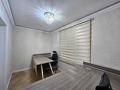 Kirayə verilir 4 otaqlı ofis 80 m²