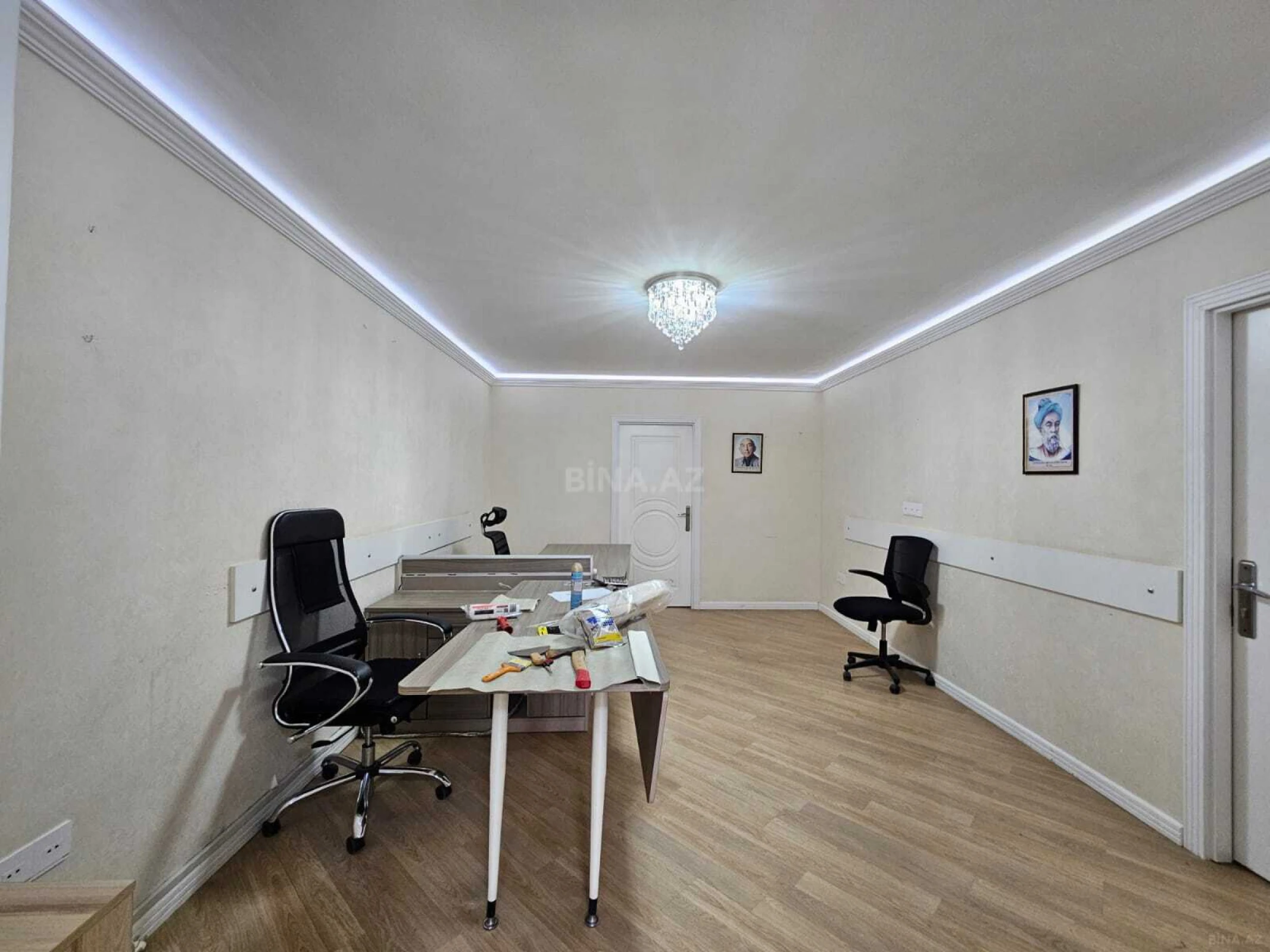 Kirayə verilir 4 otaqlı ofis 80 m²
