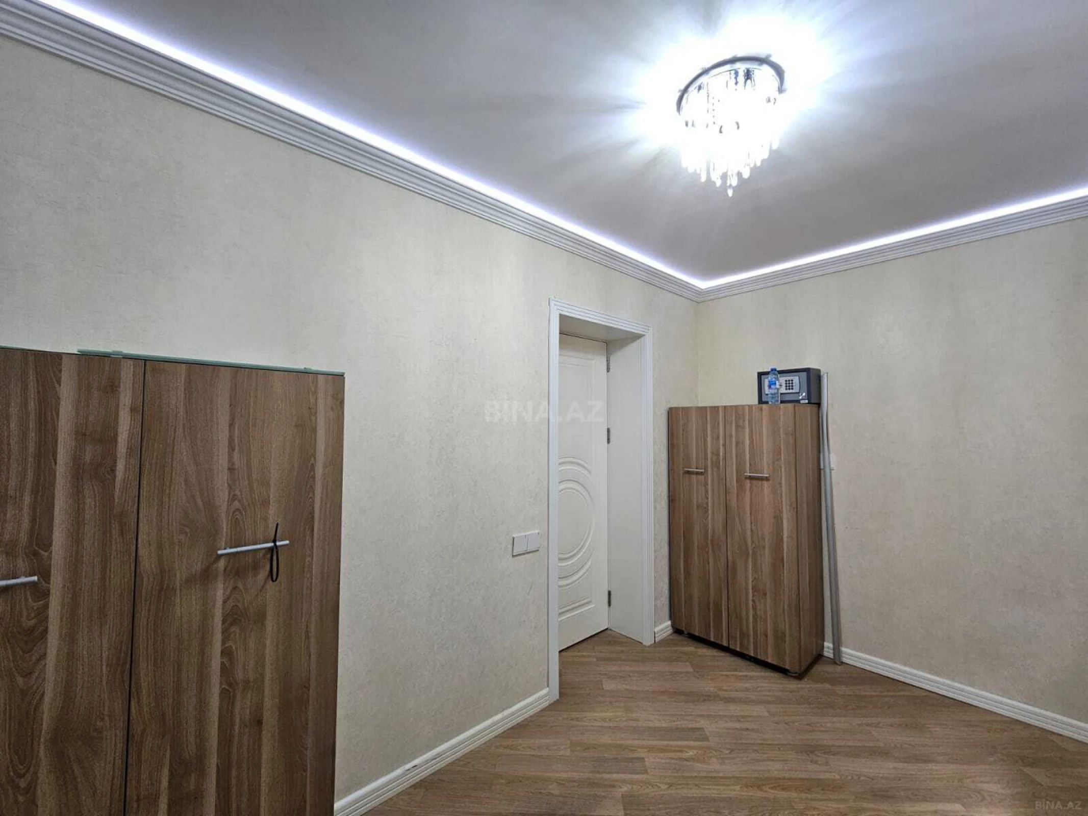 Kirayə verilir 4 otaqlı ofis 80 m²