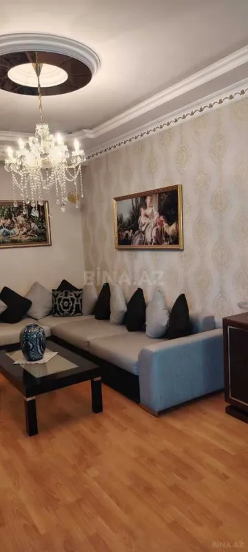 Satılır 2 otaqlı mənzil 60 m²