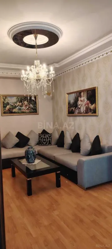 Satılır 2 otaqlı mənzil 60 m²