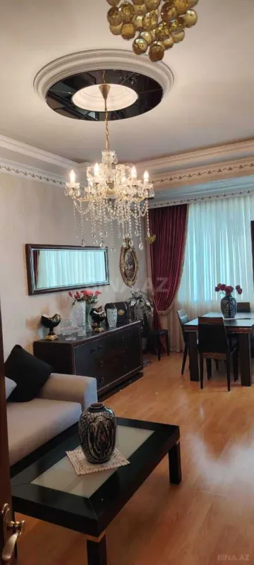 Satılır 2 otaqlı mənzil 60 m²