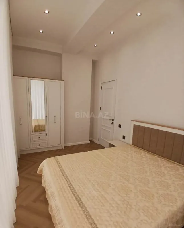 Satılır 3 otaqlı mənzil 75 m²