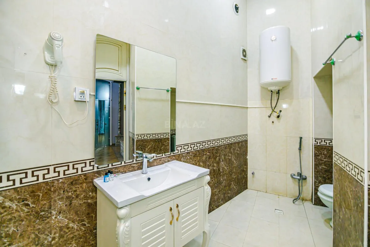 Kirayə verilir 4 otaqlı mənzil 150 m²