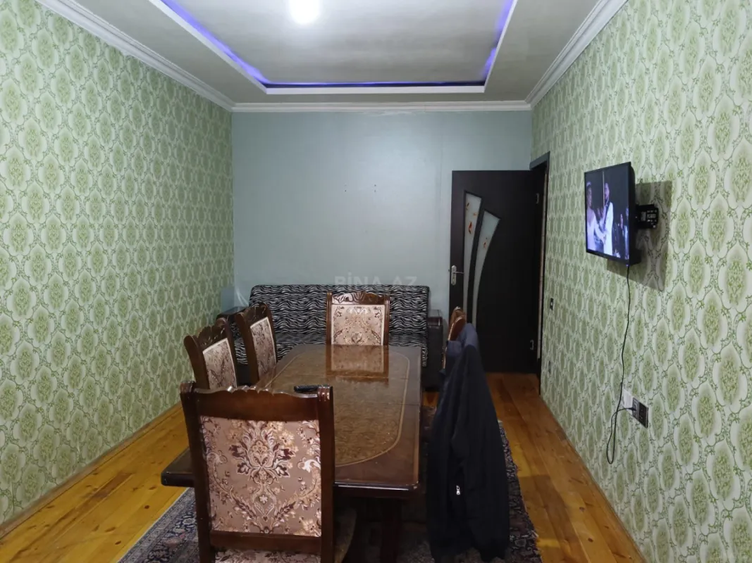 Kirayə verilir 2 otaqlı mənzil 75 m²