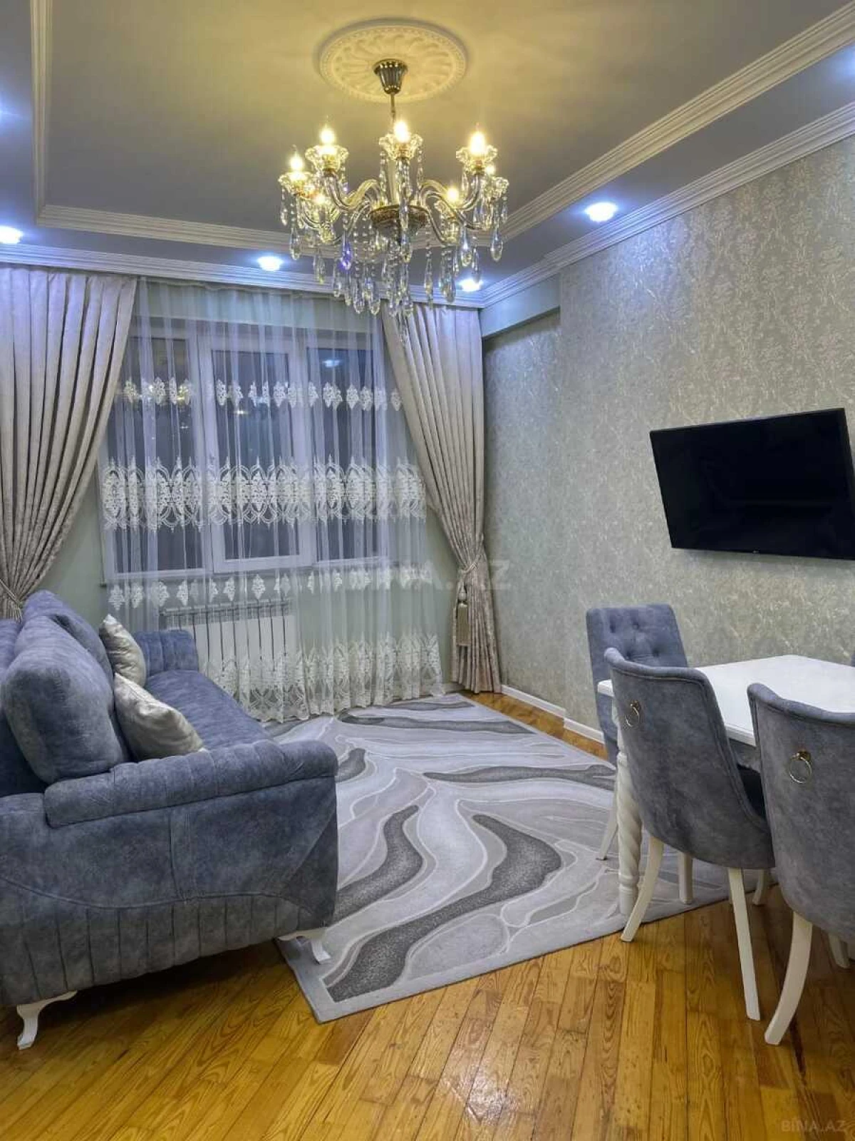 Satılır 2 otaqlı mənzil 77.8 m²