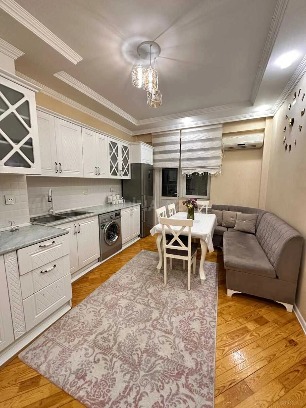 Satılır 2 otaqlı mənzil 77.8 m²