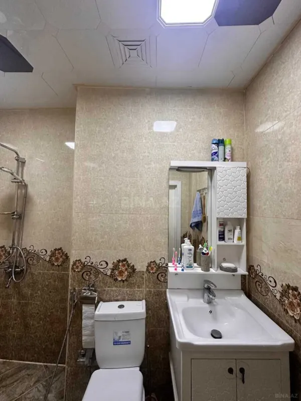Satılır 2 otaqlı mənzil 77.8 m²