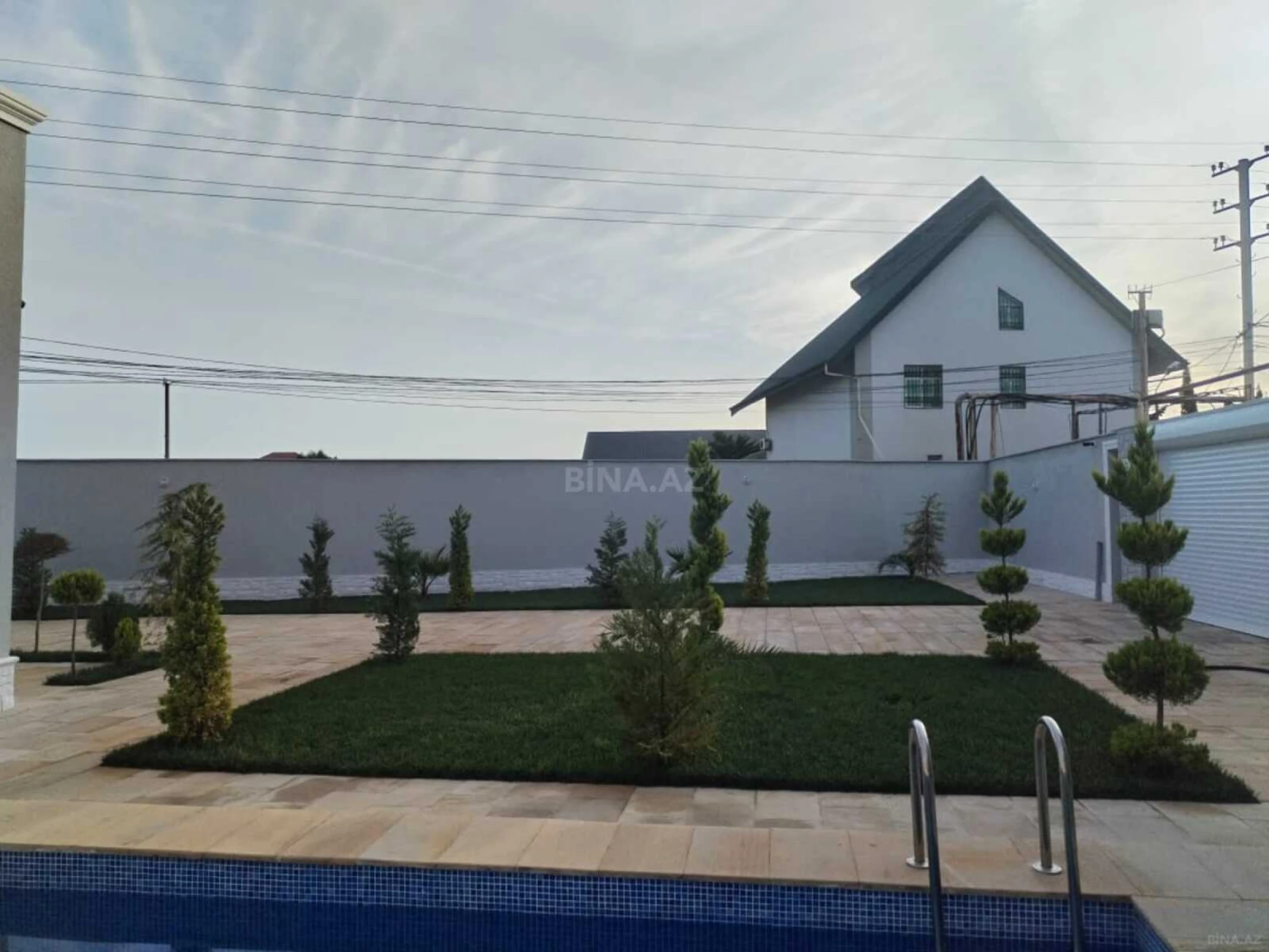 Kirayə verilir 4 otaqlı həyət evi 180 m²
