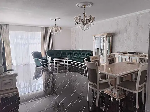 Kirayə verilir 4 otaqlı həyət evi 180 m²