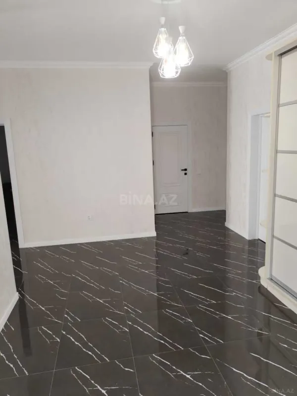 Kirayə verilir 4 otaqlı həyət evi 180 m²