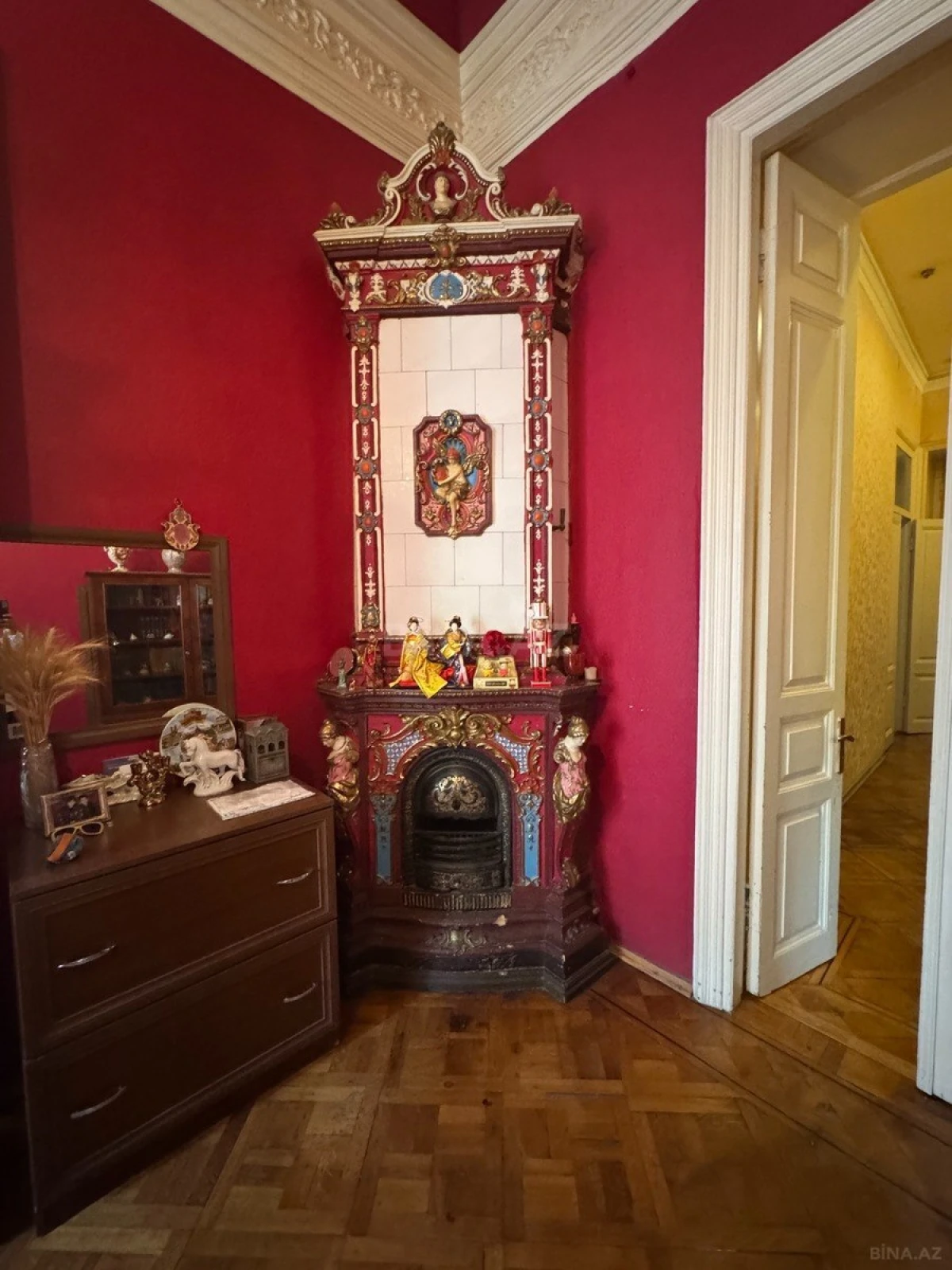 Satılır 4 otaqlı mənzil 120 m²