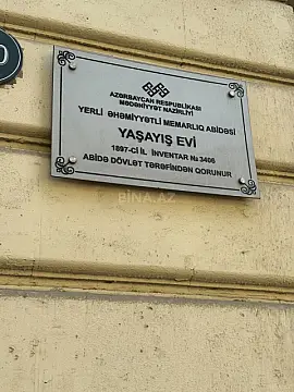 Satılır 4 otaqlı mənzil 120 m²